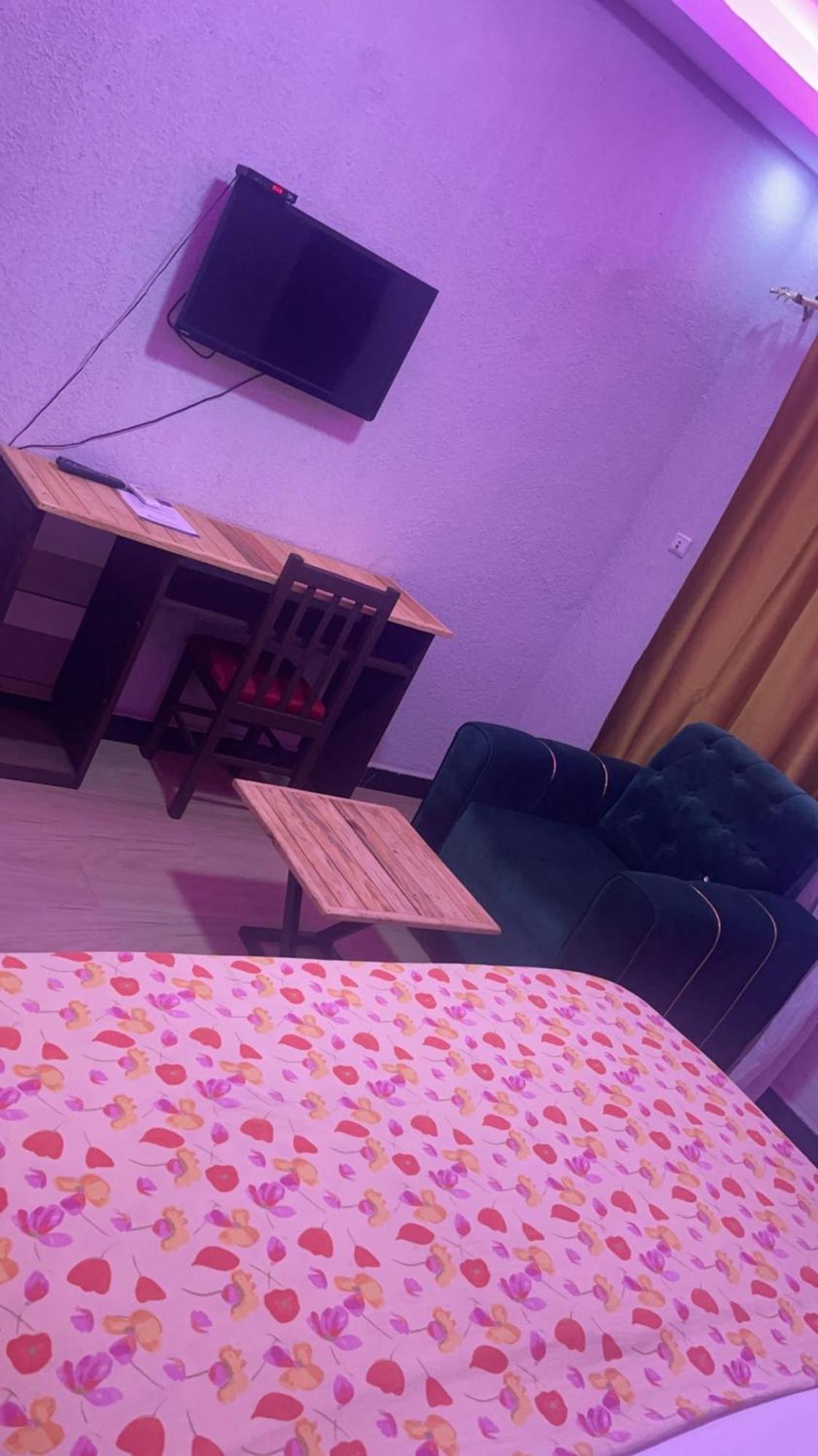 Hotel Residence Aicha Tambacounda Екстер'єр фото